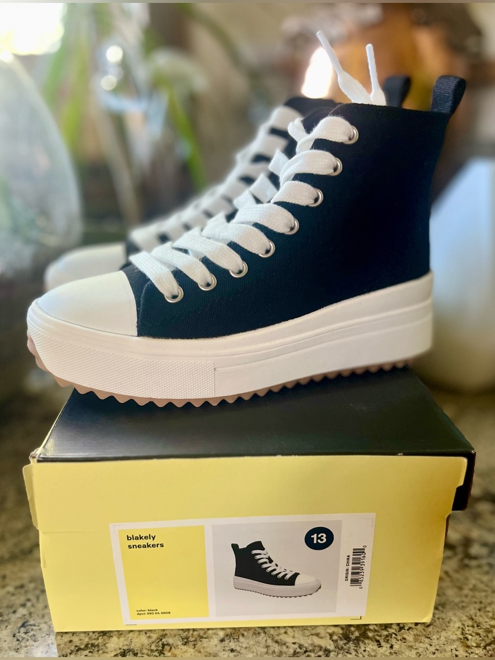 art class Black and White High-Top Platform Sneakers